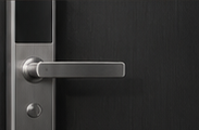 Stainless steel smart lock for quality report request CTA